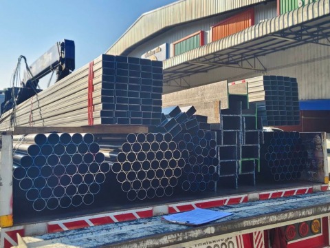 บริษัทเหล็ก จันทบุรี